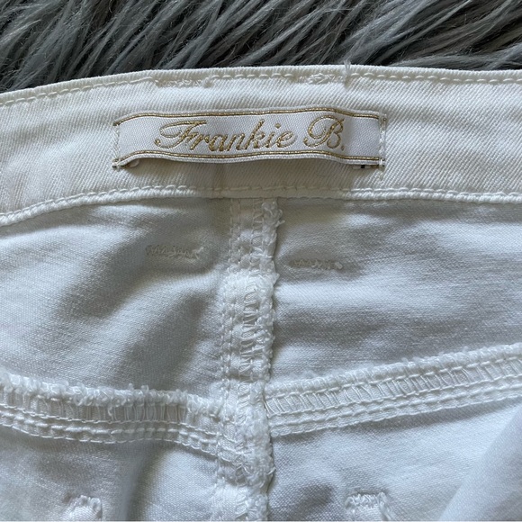 FRANKIE B. lita hi rise cut out short - Picture 3 of 6